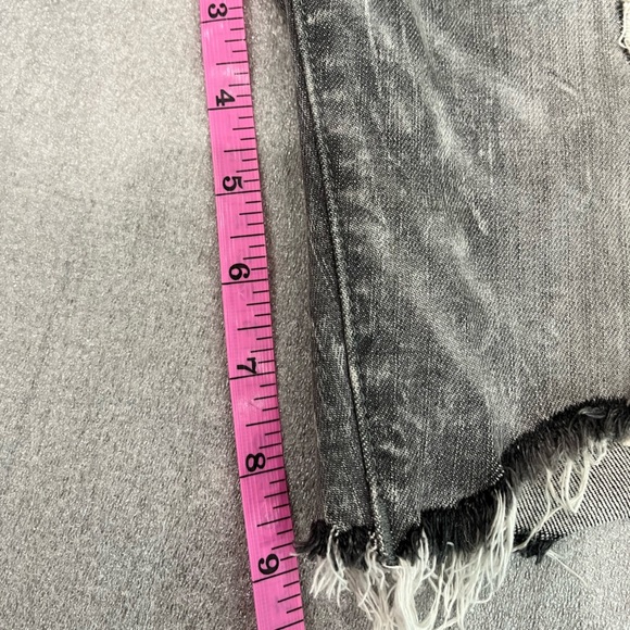 [W32] American Eagle Outfitters Extreme Flex Denim Shorts Gray Distressed Zip - Picture 6 of 8